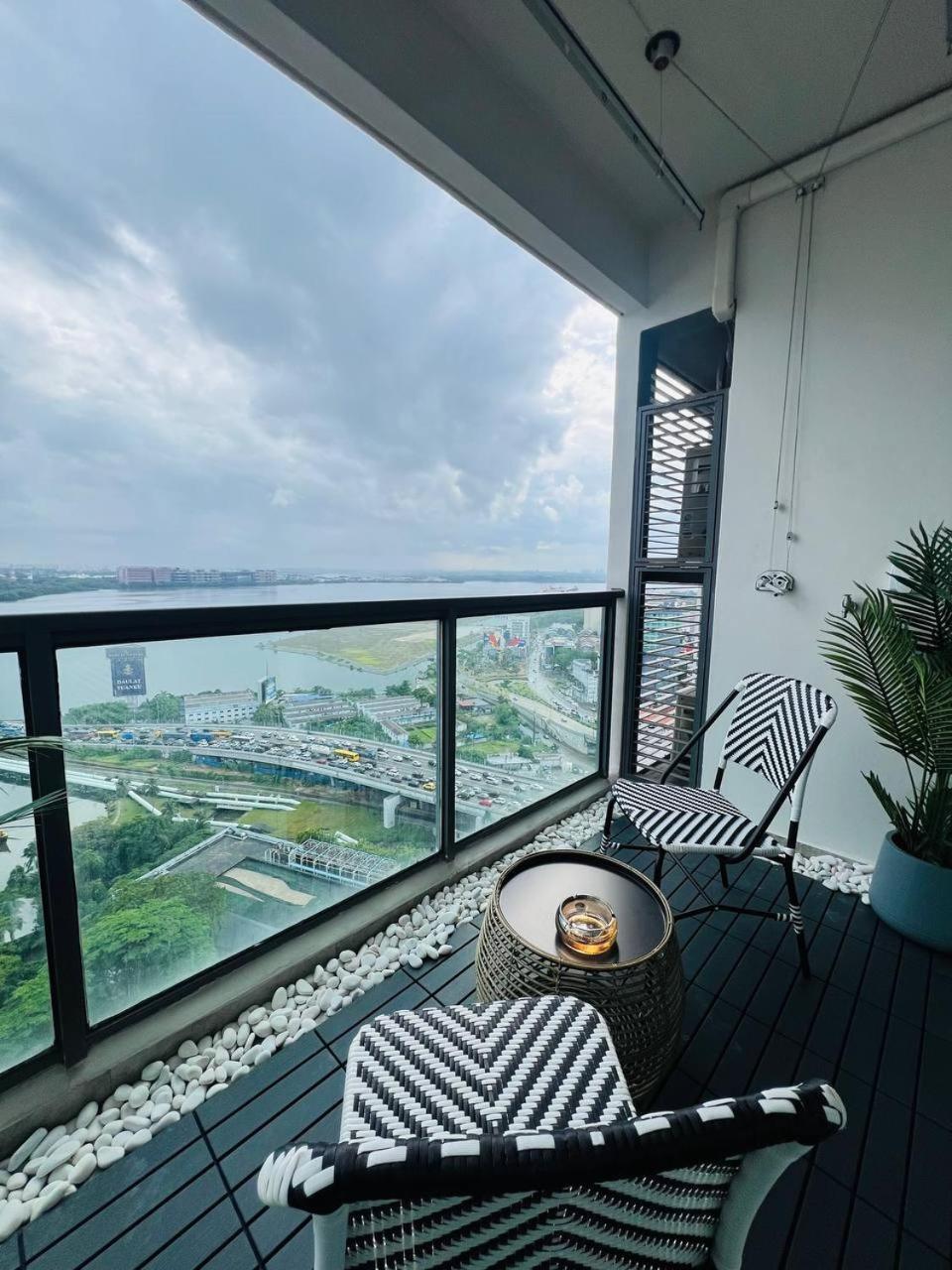 R&F Princess Cove At Anju Johor Bahru Exteriör bild